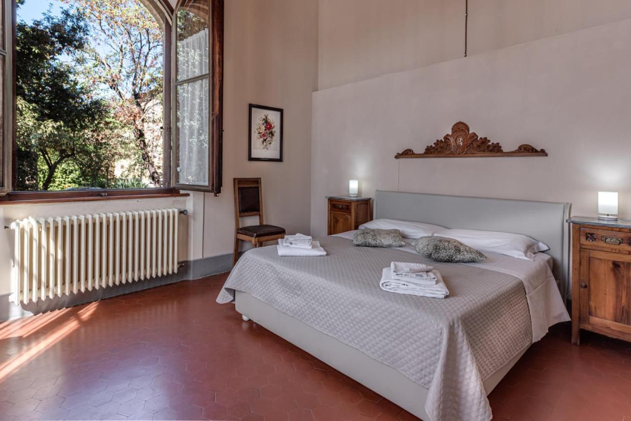 Appartamenti Villa Mascagni 볼테라 외부 사진