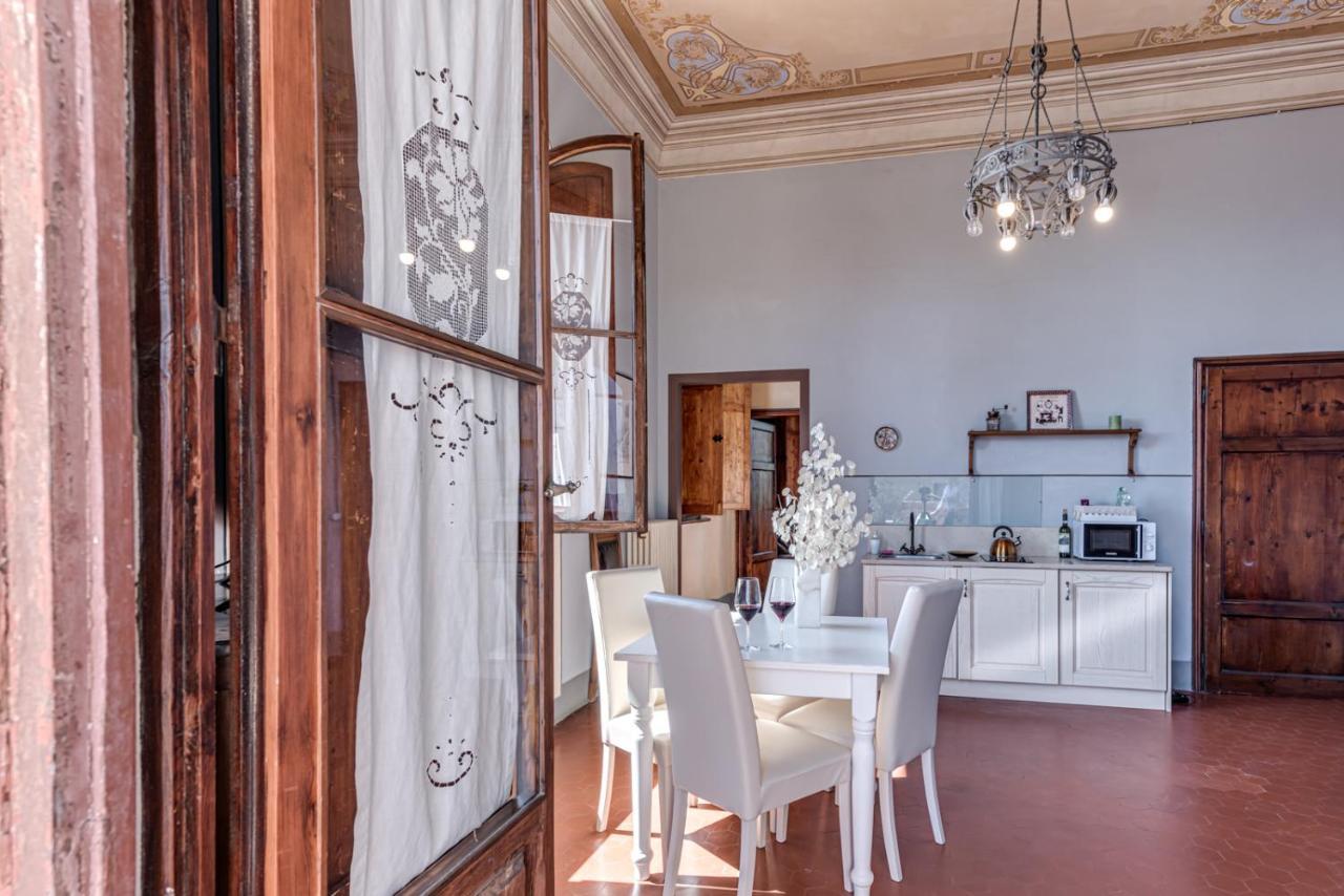 Appartamenti Villa Mascagni 볼테라 외부 사진