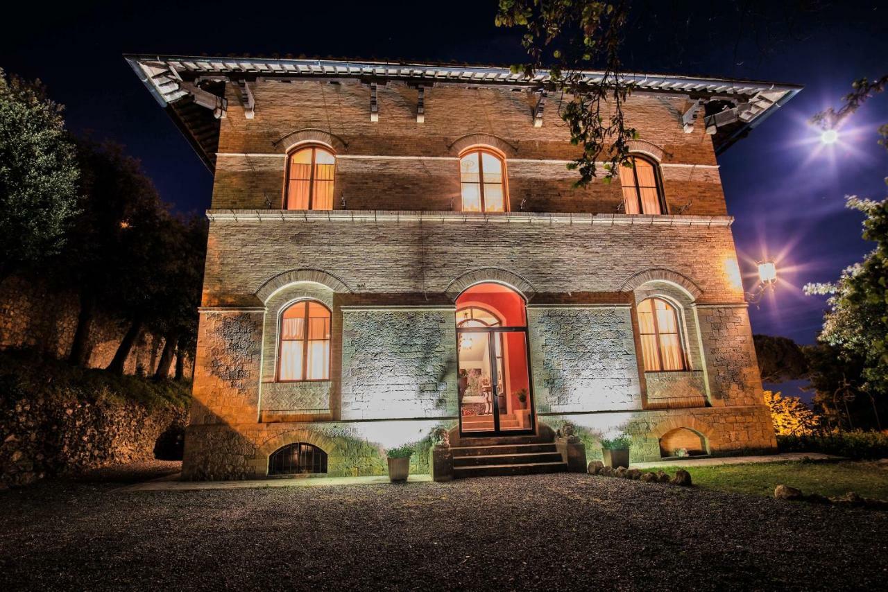 Appartamenti Villa Mascagni 볼테라 외부 사진